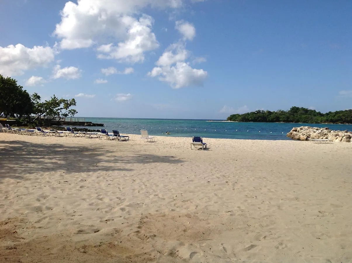 Holiday park Point Village Studio Negril